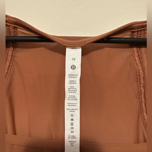 Lululemon Square Neck Mesh and Nulu Yoga T-Shirt Size 18 - Picture 5 of 9